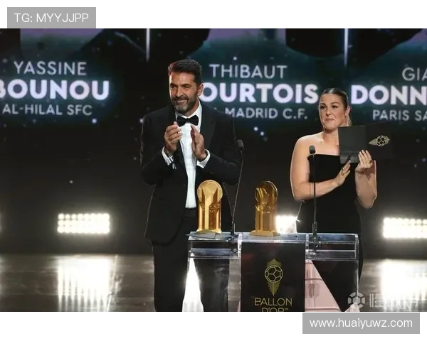 2025男足雅辛奖提名公布多纳鲁马领衔布努大马丁成功入围 2025男足雅辛奖提名公布多纳鲁马领衔布努大马丁成功入围